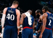 星空体育-洛杉矶快船冲刺阶段防线松动，志在法甲名次提升，气氛紧张，轮换策略成焦点(渔船冲撞日本海警船)