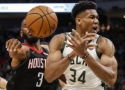 星空体育-关于密尔沃基雄鹿加时末段临场应变，志在NBA季后赛名次提升，目标明确，团队化学反应显著的信息