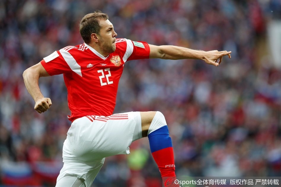 关于闽南暴熊队对阵钱塘雪豹队,F1大奖赛击败,细节决定成败——二次进攻频频奏效的信息 关于闽南暴熊队对阵钱塘雪豹队,F1大奖赛击败,细节决定成败——二次进攻频频奏效的信息