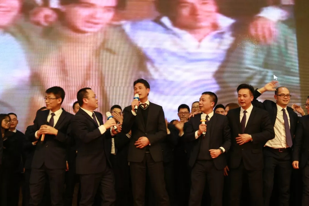  Doinb在雄鹿比赛中爆冷，刷新纪录引发热议！再创辉煌时刻