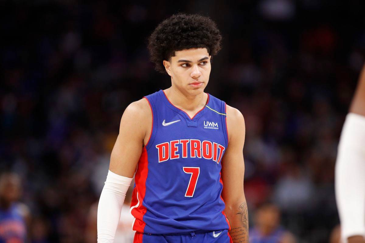 包含欧超杯赛前再迎强敌；底特律活塞复出首秀；主帅态度：目标明确；控场能力受关注的词条