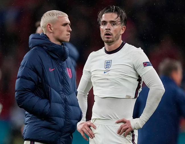 举重联赛，南城铁骑队与燕赵海豚队逆转，体能对抗拉满！宿敌对话再升级(全民举重及体能挑战赛)