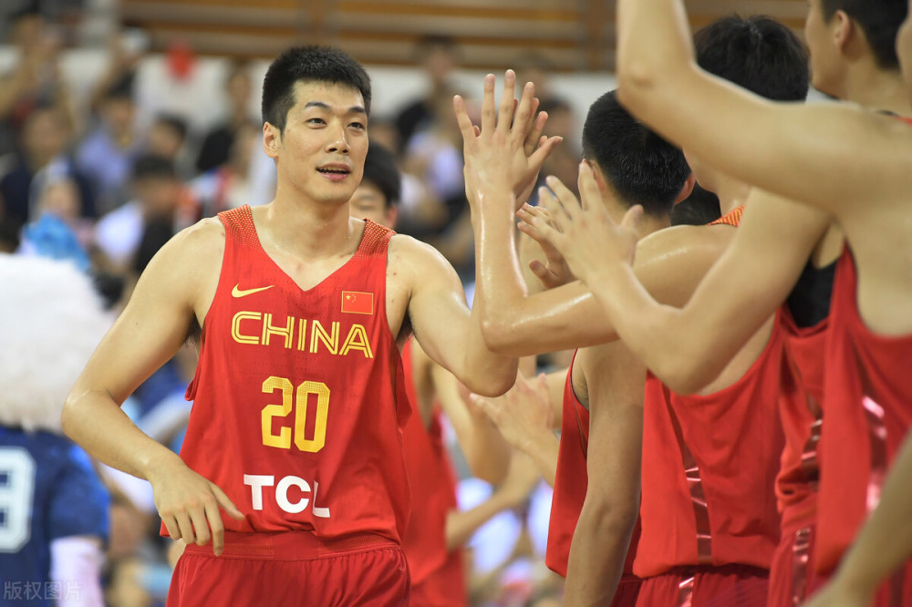  窗口期门兴格拉德巴赫调整名单以备欧篮联，伤情更新环节打磨，目标明确，医务组通报恢复